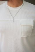 Erkek Cepli Kolyeli Kısa Kollu örme Kumaş T-shirt resmi